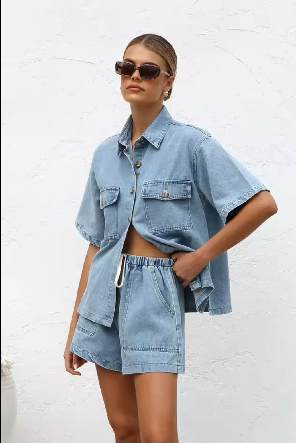 Denim Breeze – Lässiges Jeans-Set mit Oversize-Hemd & Shorts
