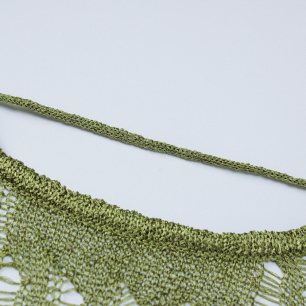 Olive Mirage - Transparentes Strick-Maxikleid mit Metallic Shine
